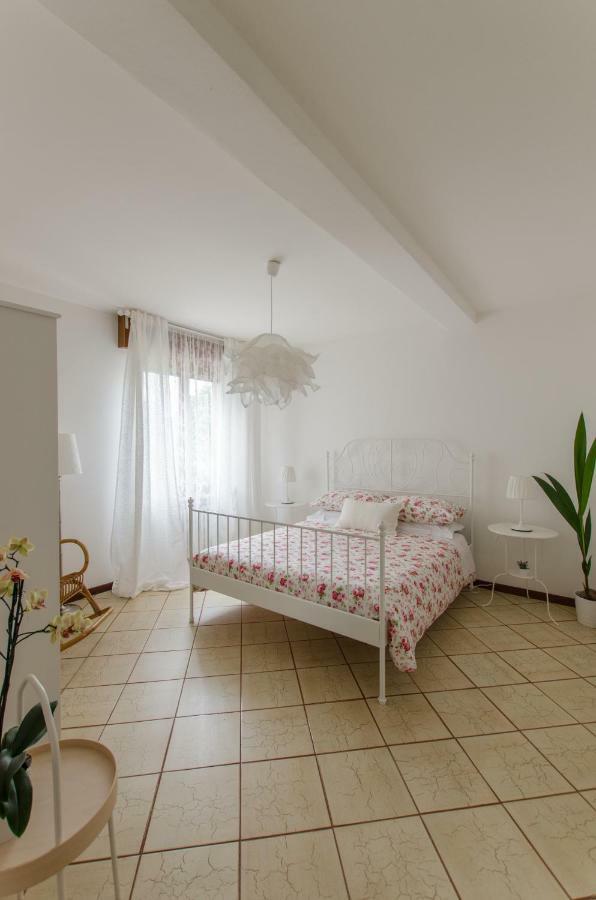 Appartement Casa Marisa à Sirmione Extérieur photo